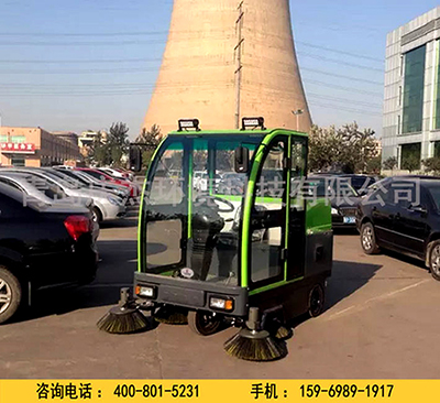 青島掃地車廠家哪家好電動(dòng)掃地車用的多嗎